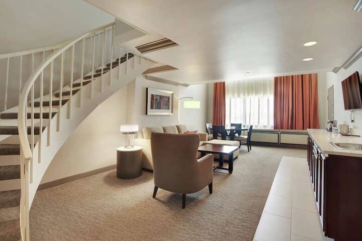 Room 15 of 54